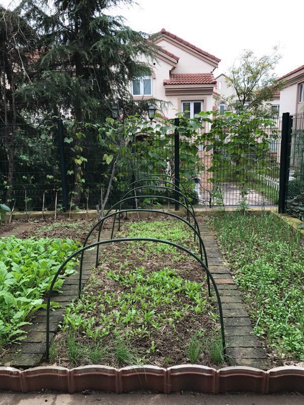 U-shaped Greenhouse For Winter Warm Room Sun Room Bracket