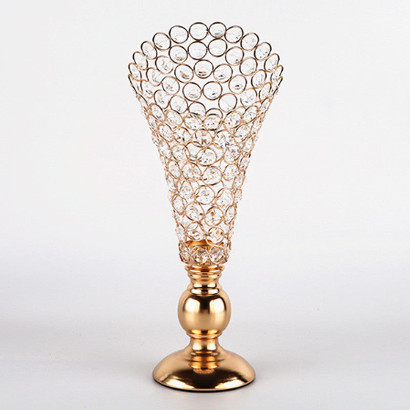 Elegant Candle Holder Decoration
