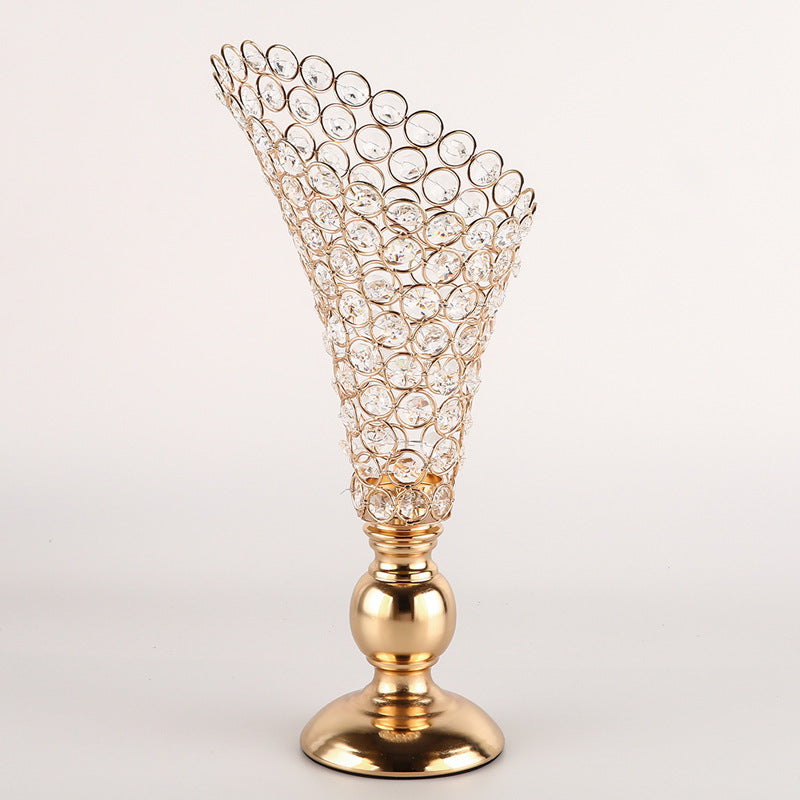 Elegant Candle Holder Decoration