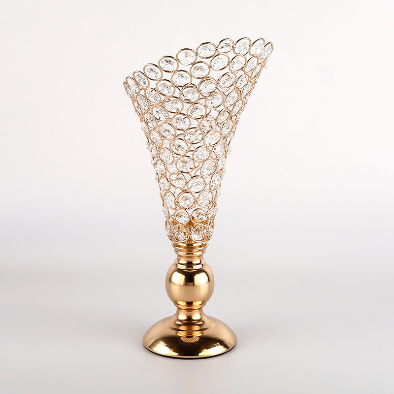 Elegant Candle Holder Decoration